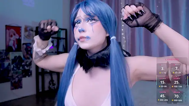 Carolina Leep online show from 09/15/25, 04:40