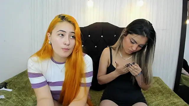 Snapshot of alice_dakota chatting on 03/08/25, 01:39 alice dakota online show from 03/08/25, 01:39