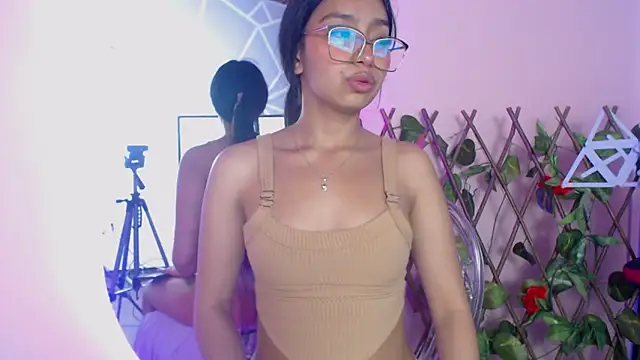 Snapshot of Stefanygp chatting on 03/21/25, 04:07 Stefanygp online show from 03/21/25, 04:07