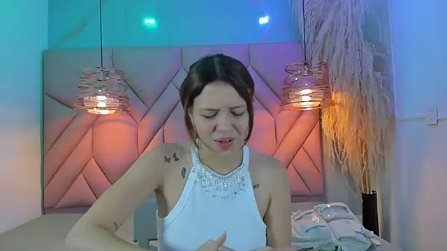 AngelaaCute  online show from 12/27/24, 11:50