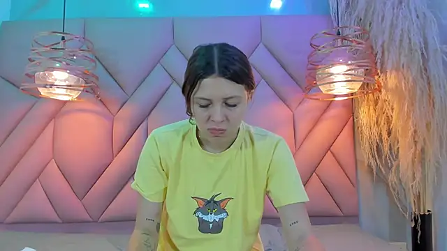 AngelaaCute  online show from 12/28/24, 12:13