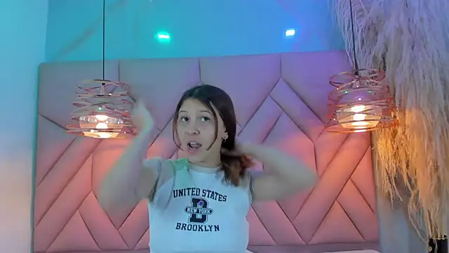 AngelaaCute  online show from 01/08/25, 12:15