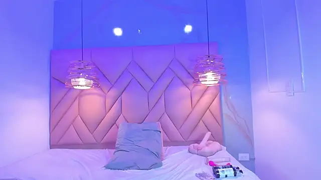 AngelaaCute  online show from 03/07/25, 03:18