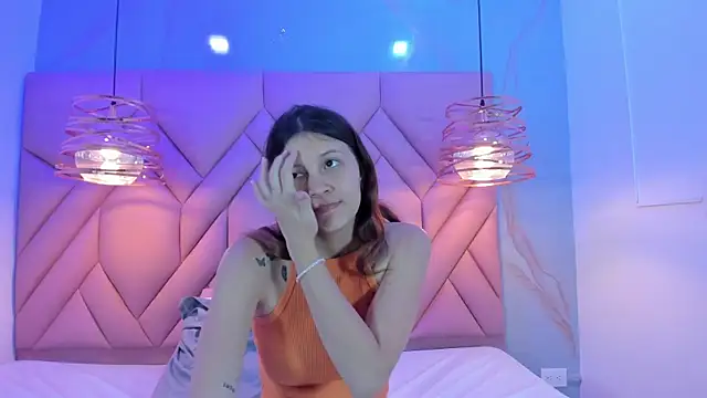 AngelaaCute  online show from 03/12/25, 12:26