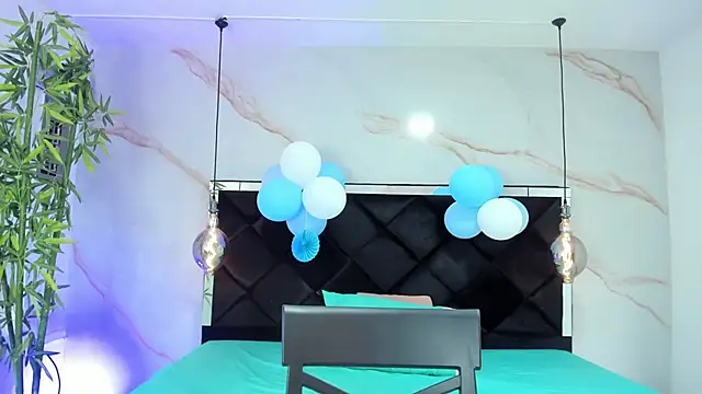 AngelaaCute  online show from 09/25/25, 12:20