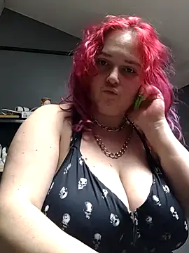Snapshot of LadyRochester chatting on 03/10/25, 12:26 LadyRochester online show from 03/10/25, 12:26
