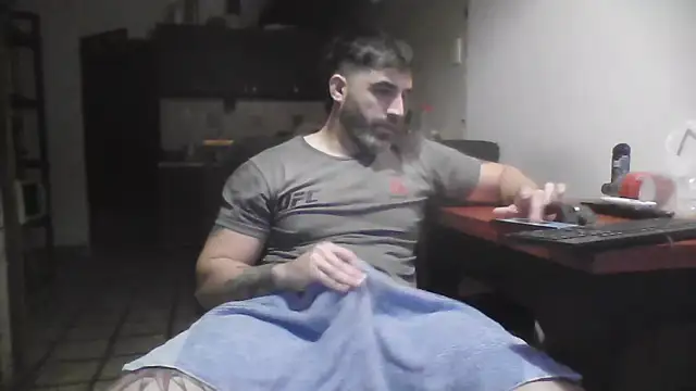 ozzypsico13 online show from 10/29/25, 02:14