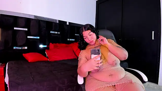 Tasha Sant online show from 10/17/25, 09:06