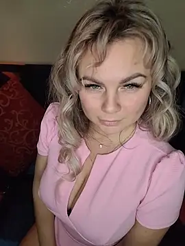 candy queeen online show from 11/23/25, 02:33