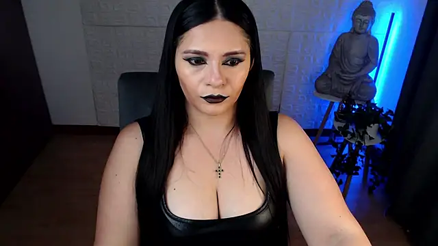 GODDESS EVANS online show from 12/24/24, 02:21