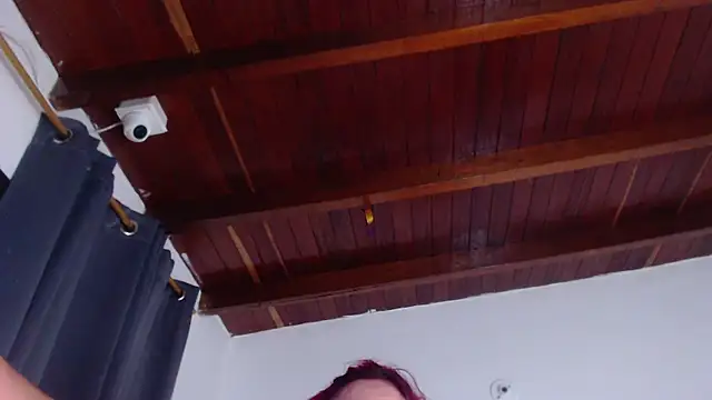 Amara Red online show from 10/11/25, 11:09