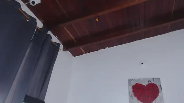 Amara Red online show from 10/13/25, 11:10