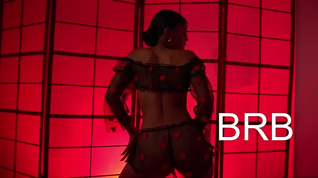 small emilie online show from 12/10/24, 05:07