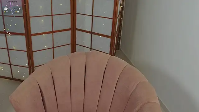 small emilie online show from 12/18/24, 10:24