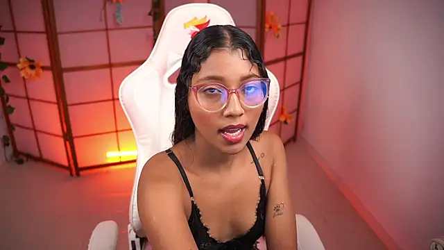 small emilie online show from 09/28/25, 02:22