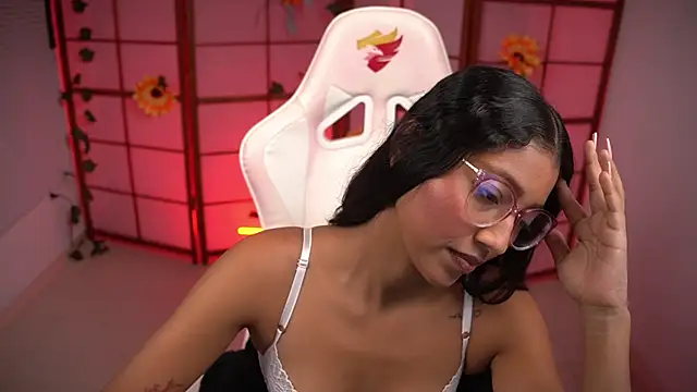 small emilie online show from 10/19/25, 03:01