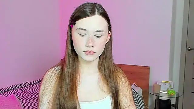 Snapshot of Stella_Sunny chatting on 11/04/25, 04:22 Stella Sunny online show from 11/04/25, 04:22