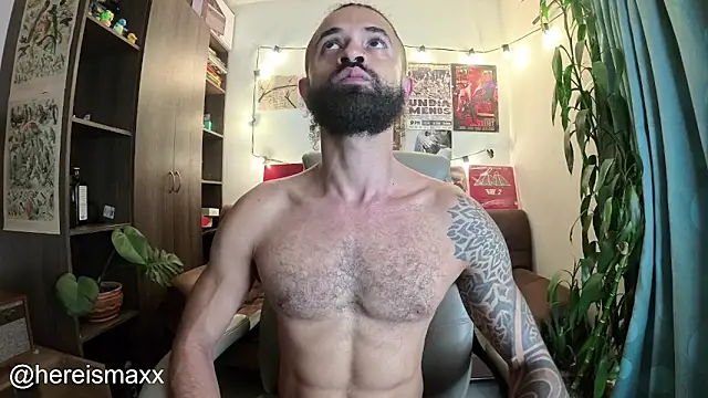 MaxG   online show from 10/29/25, 01:41