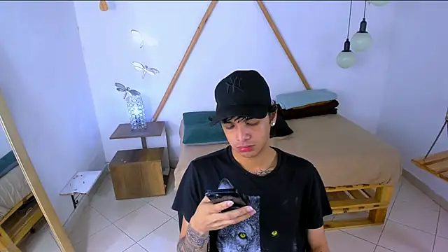 Brand habes online show from 10/14/25, 06:52