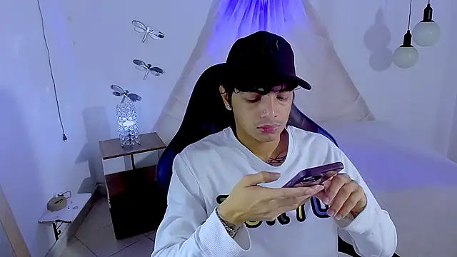 Brand habes online show from 11/07/25, 01:44