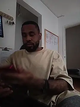 KaelMoreau online show from 10/30/25, 12:28