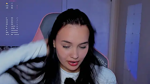  Sweetie  online show from 10/18/25, 07:25