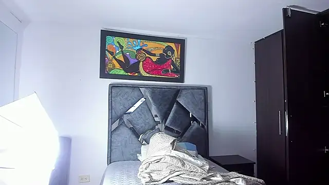 Vahiolet smith online show from 11/08/25, 03:29