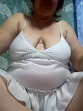 Snapshot of Ariel_Flower chatting on 11/25/25, 11:27 Ariel Flower online show from 11/25/25, 11:27