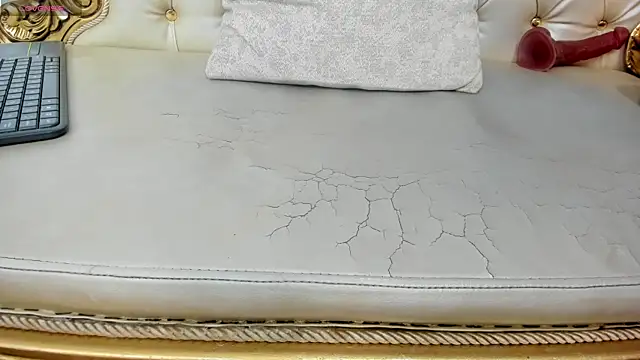 KataleyaStiward online show from 12/17/24, 03:28