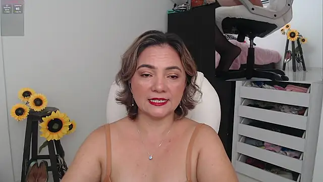 Ghada milf online show from 12/06/24, 09:13