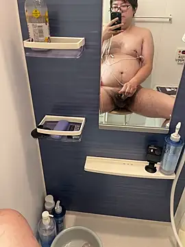 Snapshot of yuuki198912 chatting on 10/05/25, 03:27 yuuki198912 online show from 10/05/25, 03:27