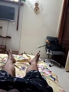 arshvir133 online show from 09/21/25, 05:25