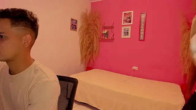 Snapshot of JANER_03 chatting on 11/01/25, 06:21 JANER 03 online show from 11/01/25, 06:21