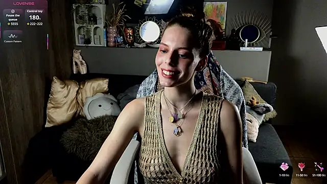 AyreenMoore online show from 09/23/25, 08:01