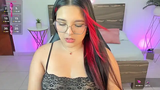 victoria18x online show from 03/01/25, 12:12