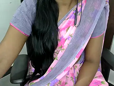 Snapshot of shila20 chatting on 01/11/25, 03:52 shila20 online show from 01/11/25, 03:52