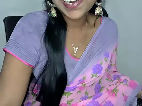 Snapshot of shila20 chatting on 02/23/25, 12:30 shila20 online show from 02/23/25, 12:30