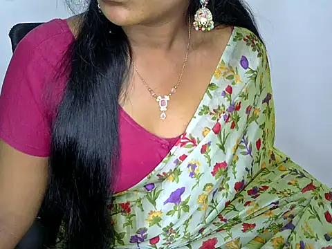 Snapshot of shila20 chatting on 03/02/25, 06:40 shila20 online show from 03/02/25, 06:40
