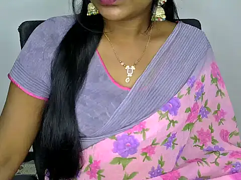 Snapshot of shila20 chatting on 03/09/25, 06:54 shila20 online show from 03/09/25, 06:54