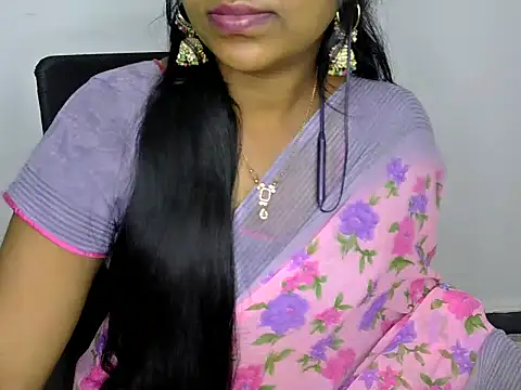 Snapshot of shila20 chatting on 03/09/25, 09:57 shila20 online show from 03/09/25, 09:57