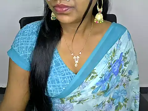 Snapshot of shila20 chatting on 03/13/25, 07:28 shila20 online show from 03/13/25, 07:28