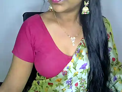 Snapshot of shila20 chatting on 03/16/25, 10:44 shila20 online show from 03/16/25, 10:44