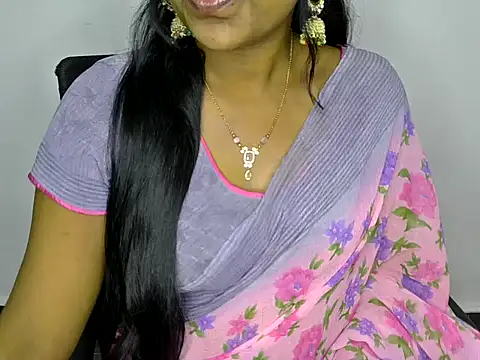 Snapshot of shila20 chatting on 03/19/25, 11:28 shila20 online show from 03/19/25, 11:28