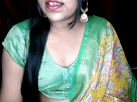 Snapshot of shila20 chatting on 09/20/25, 10:49 shila20 online show from 09/20/25, 10:49