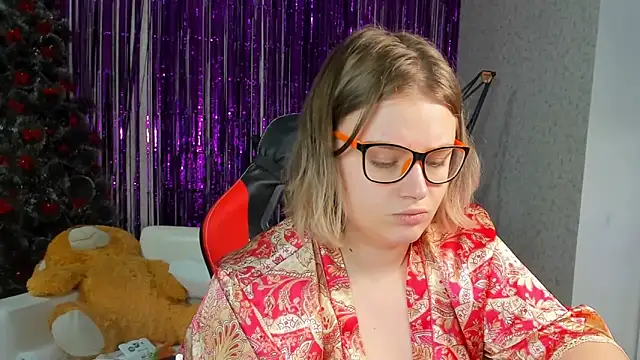 Snapshot of Seductive_She_Wolf chatting on 01/28/25, 12:47 Seductive She Wolf online show from 01/28/25, 12:47