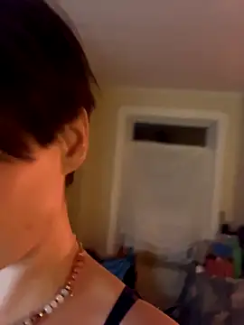 KatieBARBiE98 online show from 10/27/25, 04:49