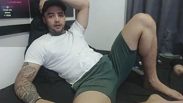 maxi rogger18 online show from 01/16/25, 02:19