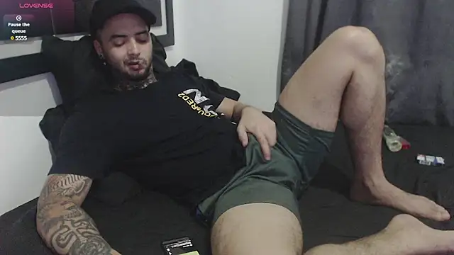 maxi rogger18 online show from 01/21/25, 01:29