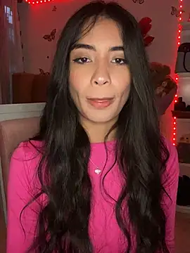 Snapshot of lina_pink chatting on 12/11/24, 01:15 lina pink online show from 12/11/24, 01:15