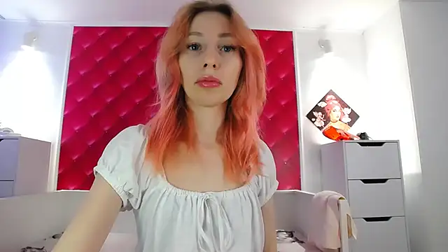 Snapshot of BarbieGoddess chatting on 01/25/25, 12:47 BarbieGoddess online show from 01/25/25, 12:47